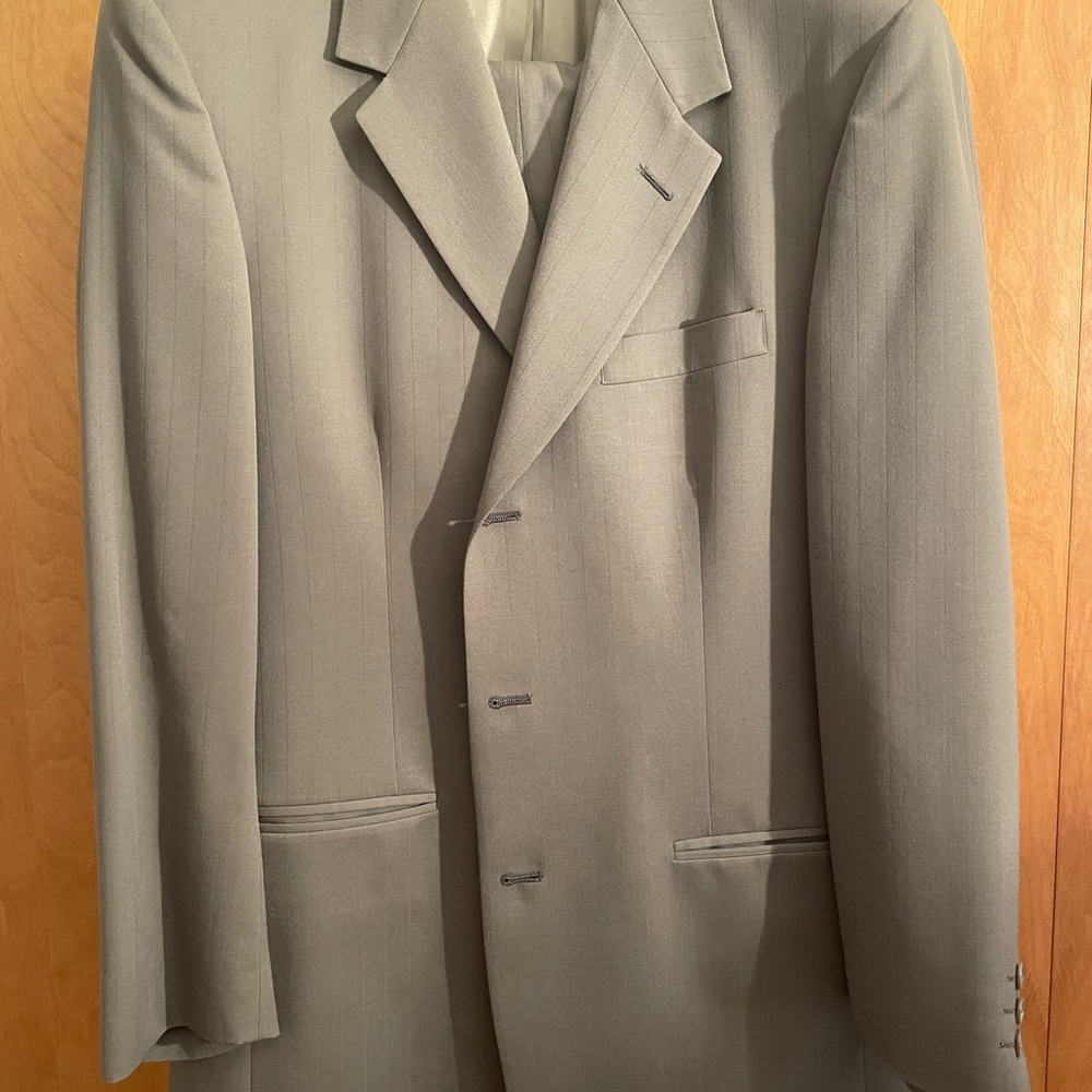 Classic Men's Suit